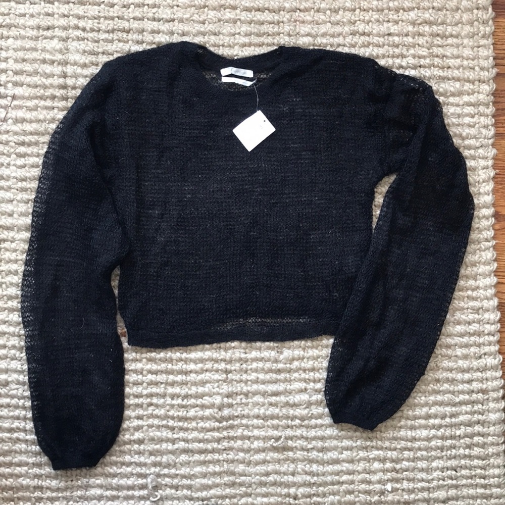 NWT Urban Outfitters lightweight crop sweater